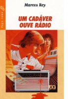 Um cadáver ouve rádio